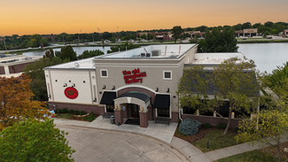 Plus de détails pour 1421 N Waterfront Pky, Wichita, KS - Commerce de détail à louer