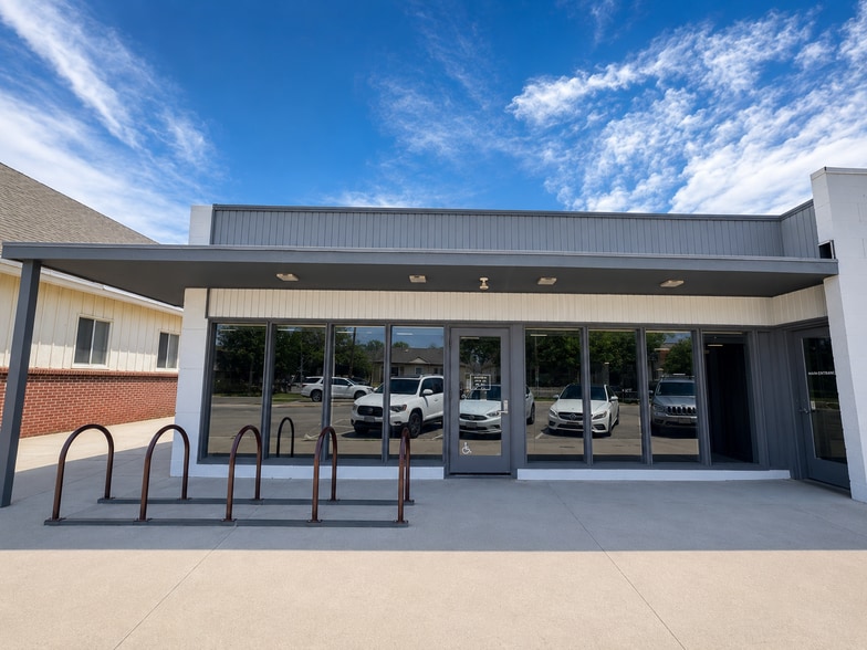 5620-5624 Yukon St, Arvada, CO for lease - Building Photo - Image 1 of 9
