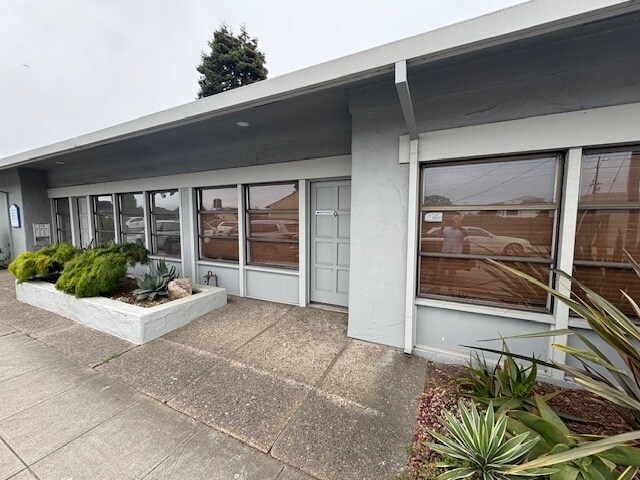 Plus de détails pour 470 Camino El Estero, Monterey, CA - Bureau à louer