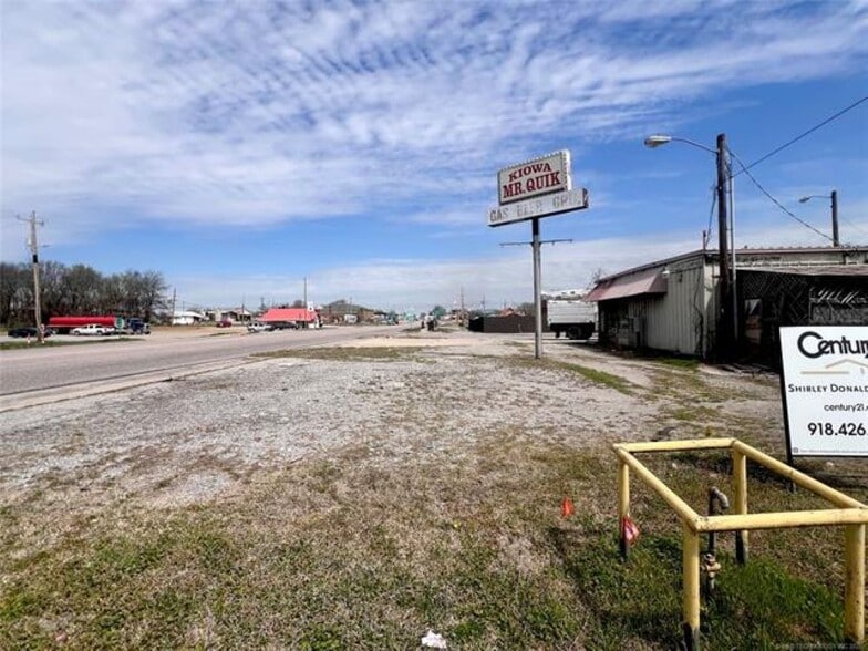 909 S Garfield Ave, Kiowa, OK à vendre - Photo du bâtiment - Image 2 de 32