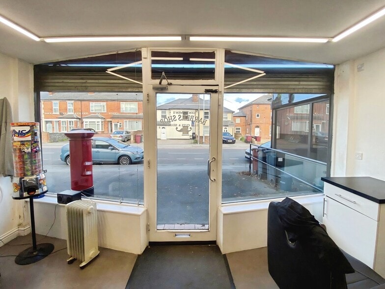 18 Norcot Rd, Reading à louer - Photo du bâtiment - Image 3 de 6