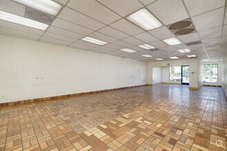 1815 E Valley Pky, Escondido, CA for lease Building Photo- Image 2 of 3