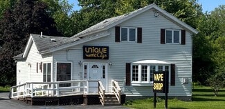 Plus de détails pour 527 Coffeen St, Watertown, NY - Commerce de détail à vendre