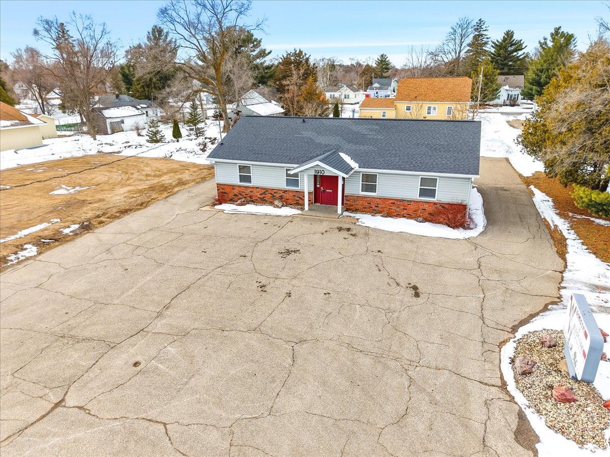 1910 7th St S, Wisconsin Rapids, WI for sale Primary Photo- Image 1 of 52