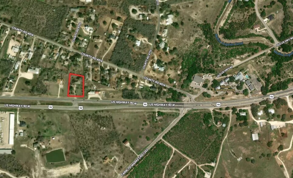 1841 US Highway 90 W, Castroville, TX à vendre - Photo du bâtiment - Image 2 de 6
