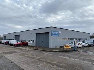 Plus de détails pour Middleton Grv, Leeds - Industriel à louer