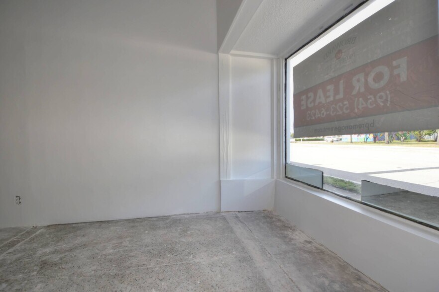 831-845 N Federal Hwy, Fort Lauderdale, FL à louer - Photo intérieure - Image 3 de 11