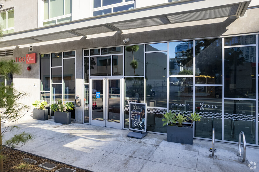 1100 S Hill St, Los Angeles, CA for lease - Building Photo - Image 3 of 5