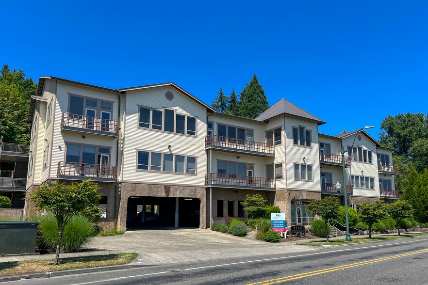 1115 W Bay Dr NW, Olympia, WA à louer - Photo du bâtiment - Image 1 de 6