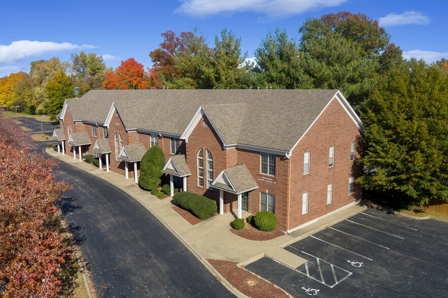 1300 Gardiner Ln, Louisville, KY for sale - Building Photo - Image 3 of 29