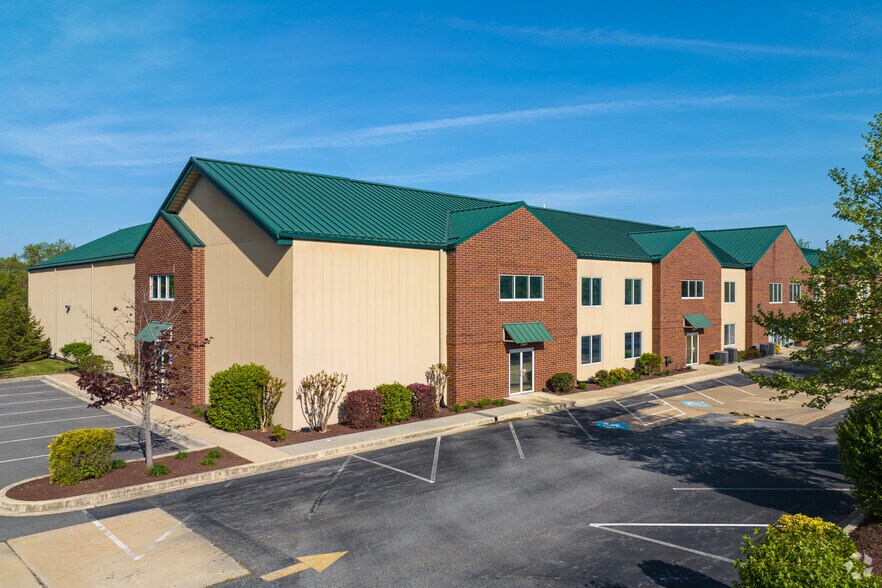 313 Talbot Blvd, Chestertown, MD à louer - Photo du bâtiment - Image 3 de 9