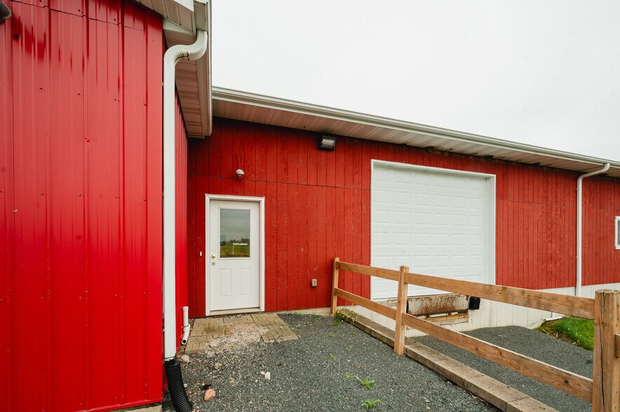 373 280th St, Osceola, WI à louer - Photo du bâtiment - Image 2 de 30