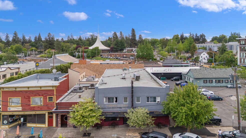 11056 SE Main St portefeuille de 2 propriétés à vendre sur LoopNet.ca - Photo du bâtiment - Image 2 de 48