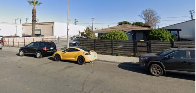 Plus de détails pour 2035 W 15th St, Long Beach, CA - Bureau à vendre