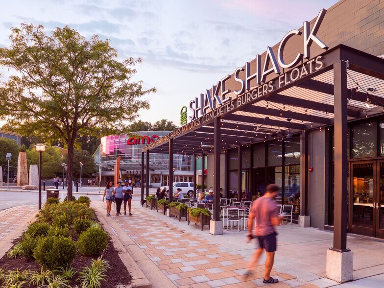 10300 Little Patuxent Pkwy, Columbia, MD à louer - Photo du bâtiment - Image 3 de 12