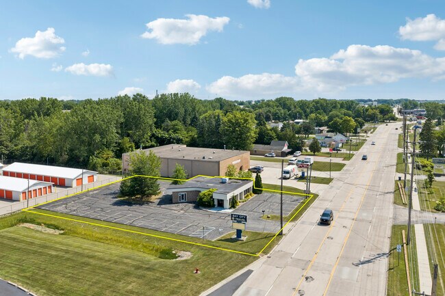 Plus de détails pour 4335 Wilder Rd, Bay City, MI - Bureau aux enchères