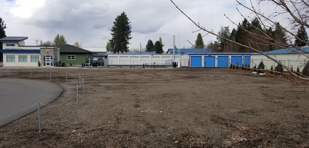 9878 N Government Way, Hayden, ID for lease - Building Photo - Image 2 of 4