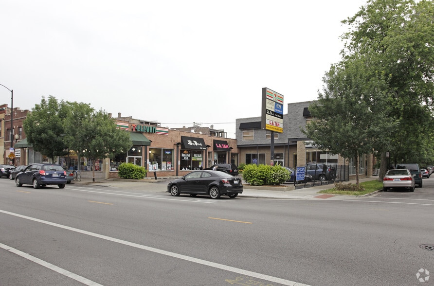 2010 N Damen Ave, Chicago, IL à louer - Photo principale - Image 1 de 14