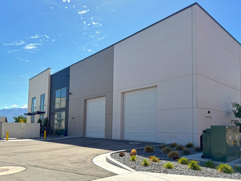 3437 W Water St, Riverton, UT for lease - Building Photo - Image 2 of 6