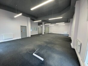 1-2 Beaufort Sq, Chepstow for lease Interior Photo- Image 2 of 4