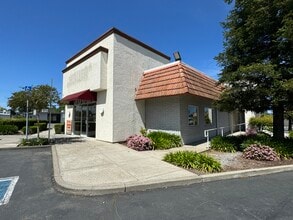 221 Locust St, Redding, CA for lease Building Photo- Image 1 of 17