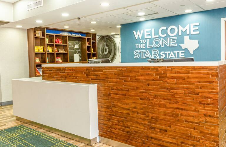 2700 Green Oaks Rd, Fort Worth, TX à vendre - Photo du bâtiment - Image 3 de 24