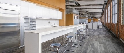 29 Wells Ave, Yonkers, NY for lease Interior Photo- Image 2 of 3