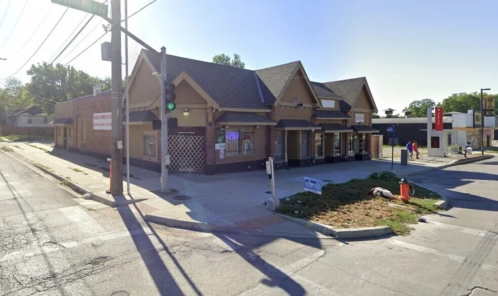 3501-3507 Prospect Ave, Kansas City, MO for sale - Building Photo - Image 2 of 3