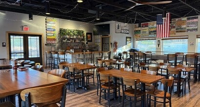 4022 S Lone Pine Ave, Springfield, MO for lease Interior Photo- Image 2 of 4