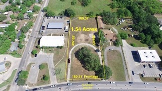 Plus de détails pour 620 W Oaklawn Rd, Pleasanton, TX - Terrain à vendre