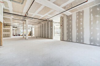 Plus de détails pour 689 Boul Saint-Jean-Baptiste, Mercier, QC - Commerce de détail à louer