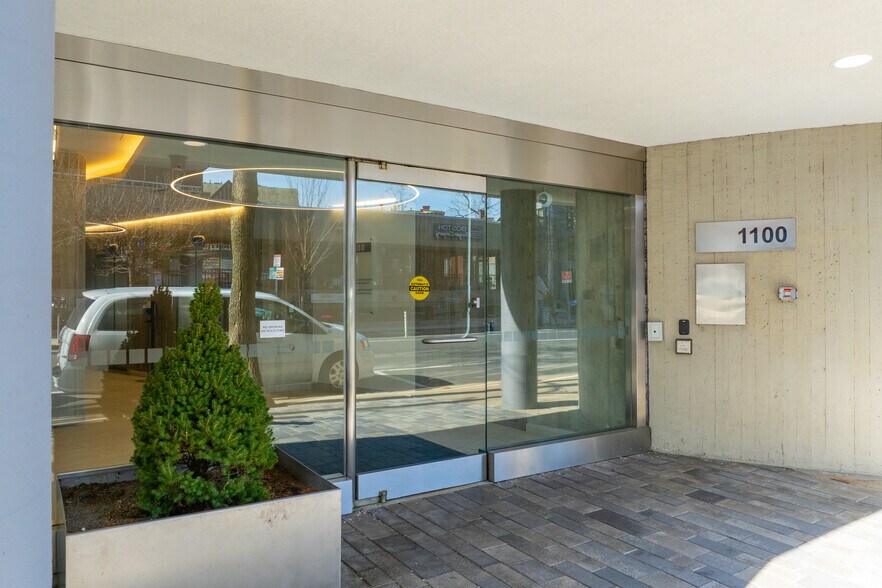 1100 Massachusetts Ave, Cambridge, MA à louer - Photo du bâtiment - Image 3 de 4