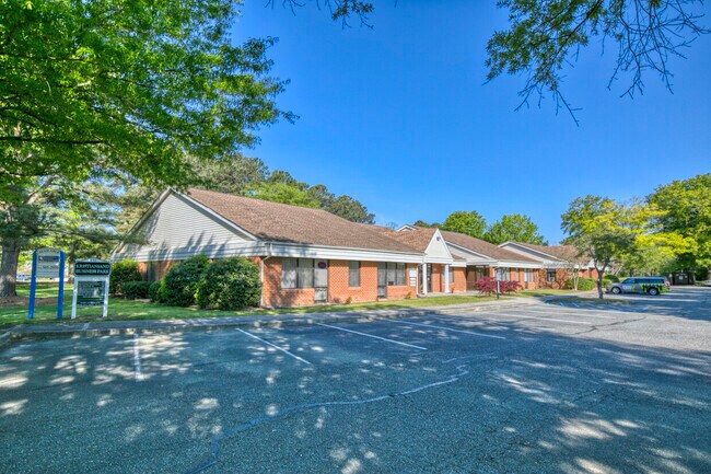 Plus de détails pour 151 Kristiansand Dr, Williamsburg, VA - Bureau/Commerce de détail à louer