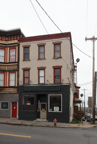 Plus de détails pour 1639 N Salina St, Syracuse, NY - Commerce de détail à vendre