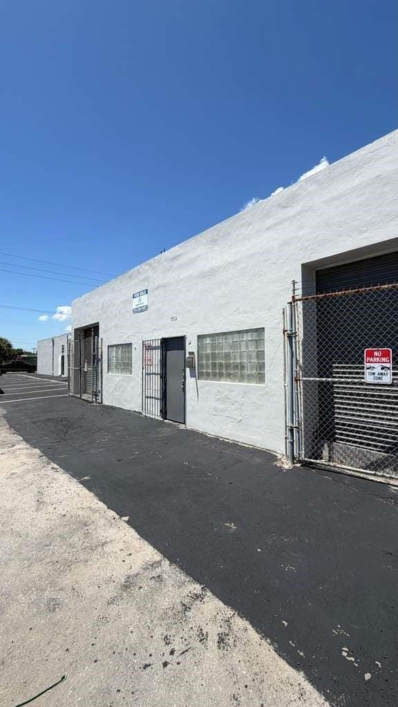 709 NW 8th Ave, Fort Lauderdale, FL for sale Building Photo- Image 1 of 11