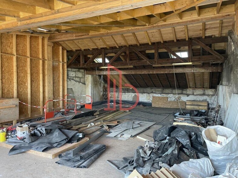 Office in Bordeaux for sale - Interior Photo - Image 3 of 3