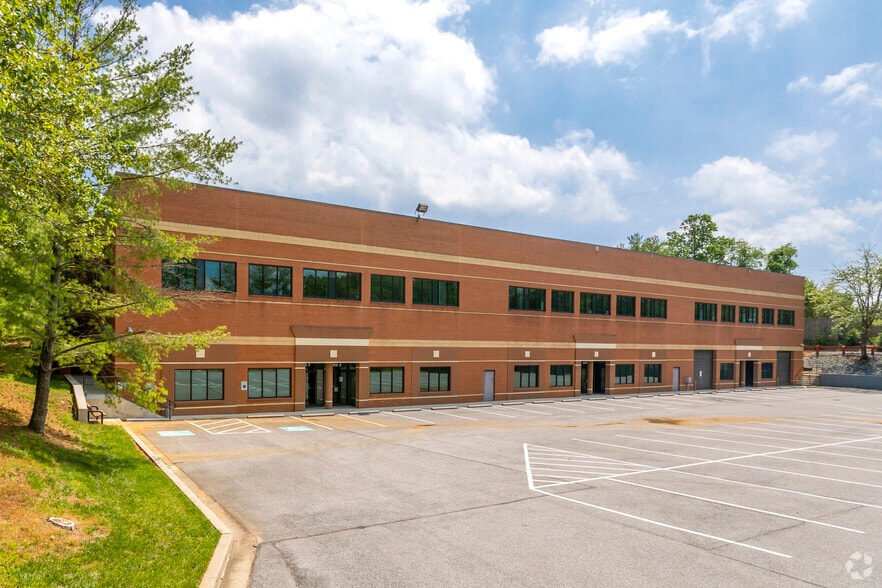 2009-2011 Commerce Park Dr, Annapolis, MD for sale - Building Photo - Image 2 of 6