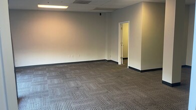 8390 Terminal Rd, Lorton, VA for lease Interior Photo- Image 1 of 22