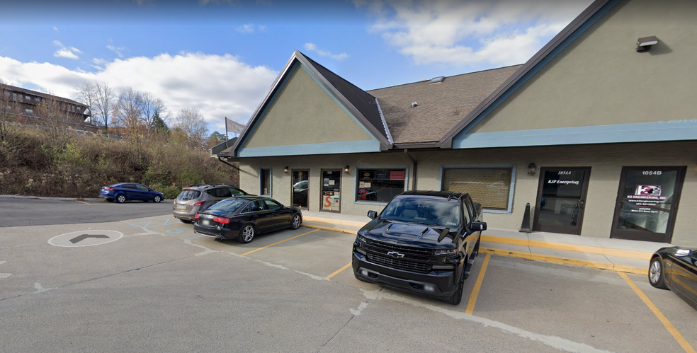 1052 Maple Dr, Morgantown, WV for lease - Building Photo - Image 2 of 4