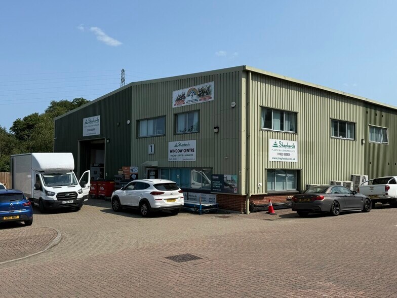 Boxley Rd, Maidstone à vendre - Photo du bâtiment - Image 2 de 8