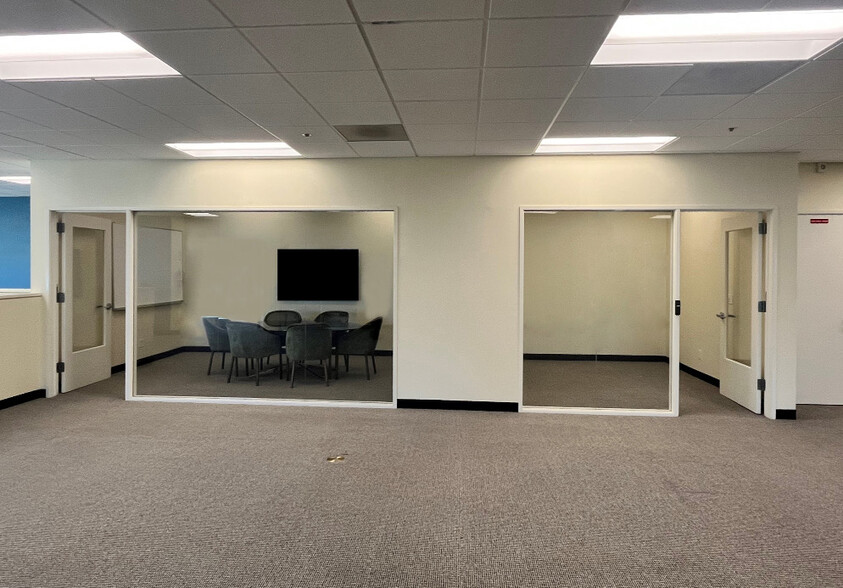 267 E Campbell Ave, Campbell, CA for lease - Interior Photo - Image 2 of 10