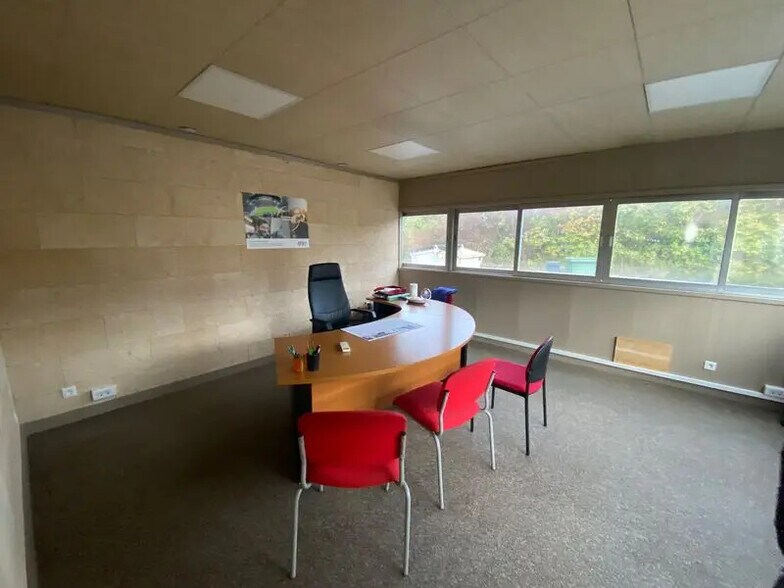 Bureau dans Carbon-Blanc à louer - Photo intérieure - Image 2 de 9