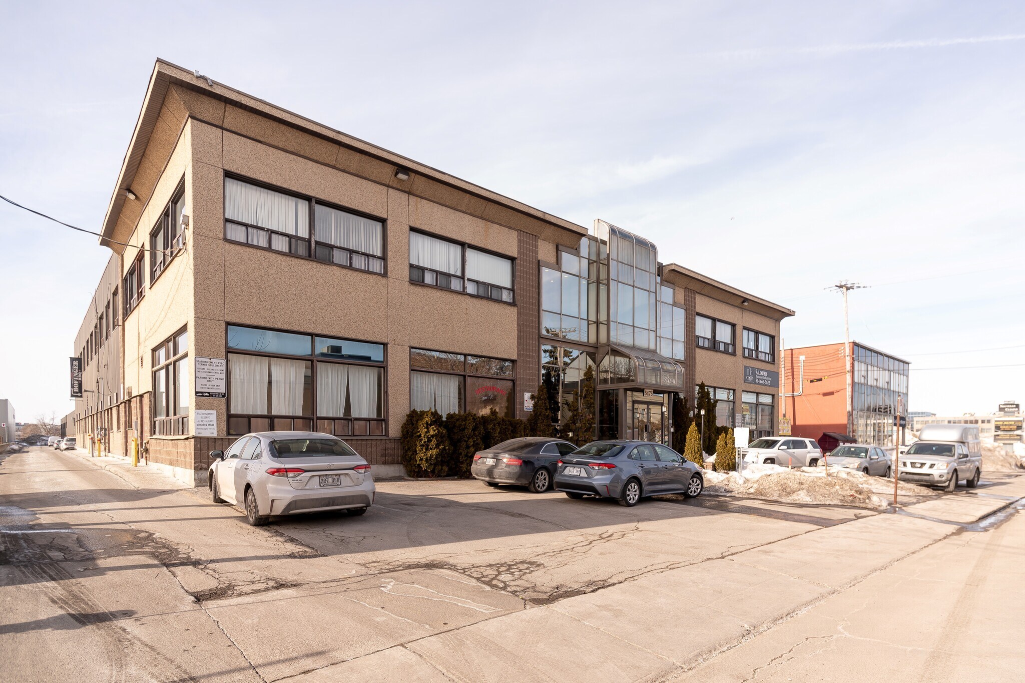 5473-5475 Av Royalmount, Mont-Royal, QC à vendre Photo du bâtiment- Image 1 de 1