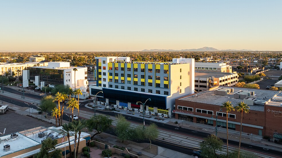 233 E Main St, Mesa, AZ à louer - Photo du bâtiment - Image 3 de 8