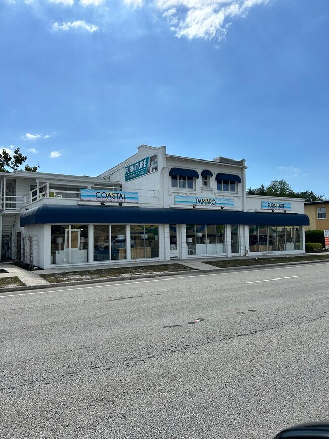 More details for 7782 N Tamiami Trl, Sarasota, FL - Office for Lease