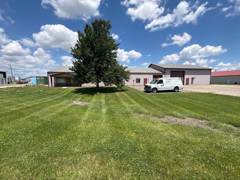 2616 Setter Ct NW, Lancaster, OH à vendre - Photo du bâtiment - Image 2 de 6