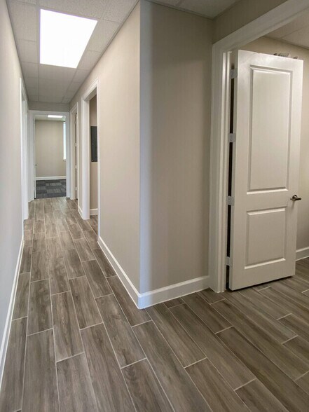 350 Grand Link Dr, Conroe, TX à vendre - Photo intérieure - Image 2 de 4