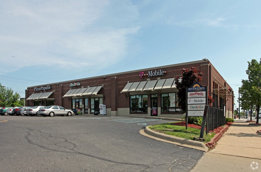 3151-3177 E Jefferson Ave, Detroit, MI à louer - Photo principale - Image 3 de 4