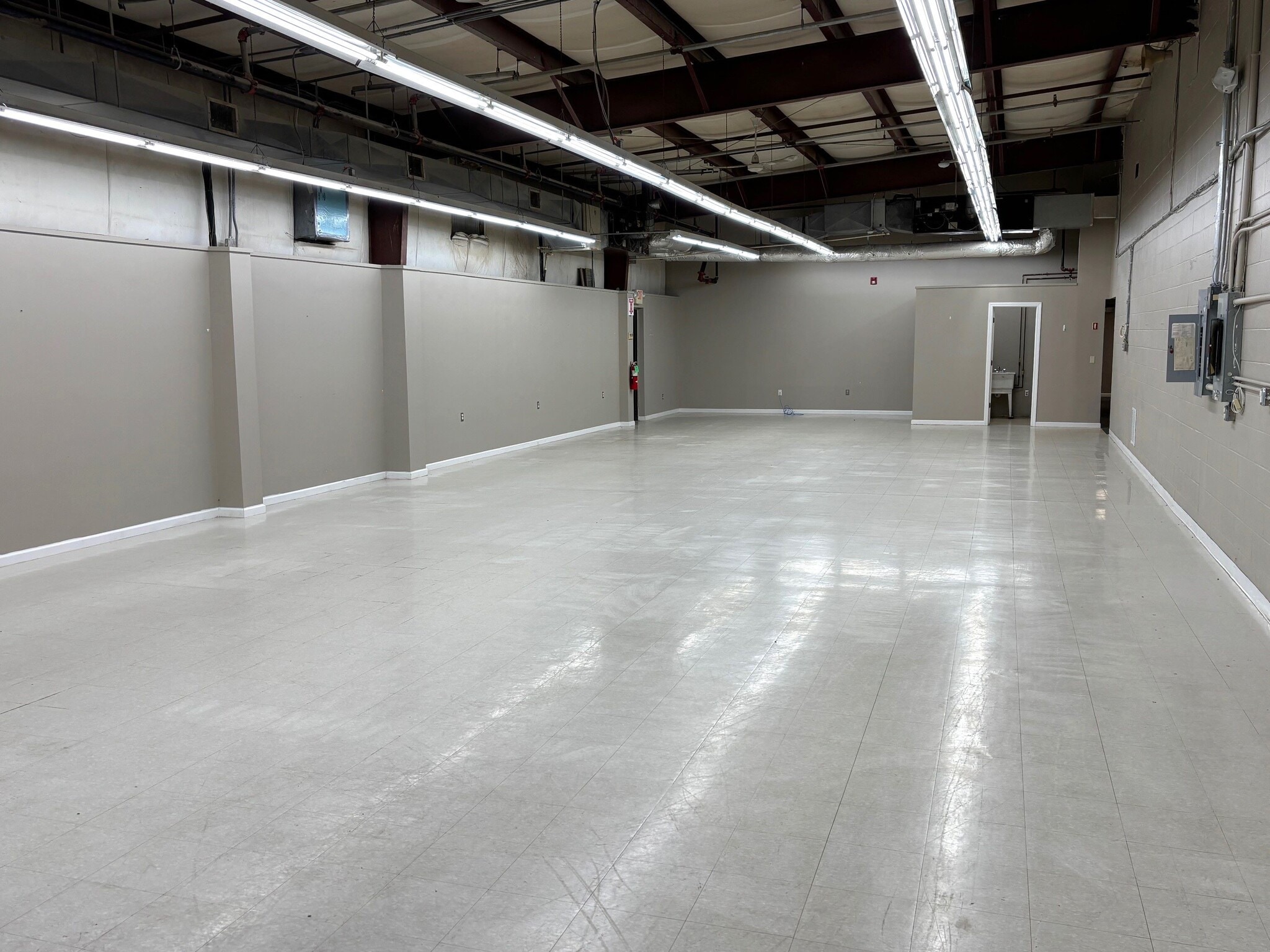 219 Industrial Ln, Torrington, CT for lease Interior Photo- Image 1 of 1