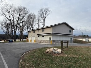36 450 E, Valparaiso, IN for lease Interior Photo- Image 1 of 22